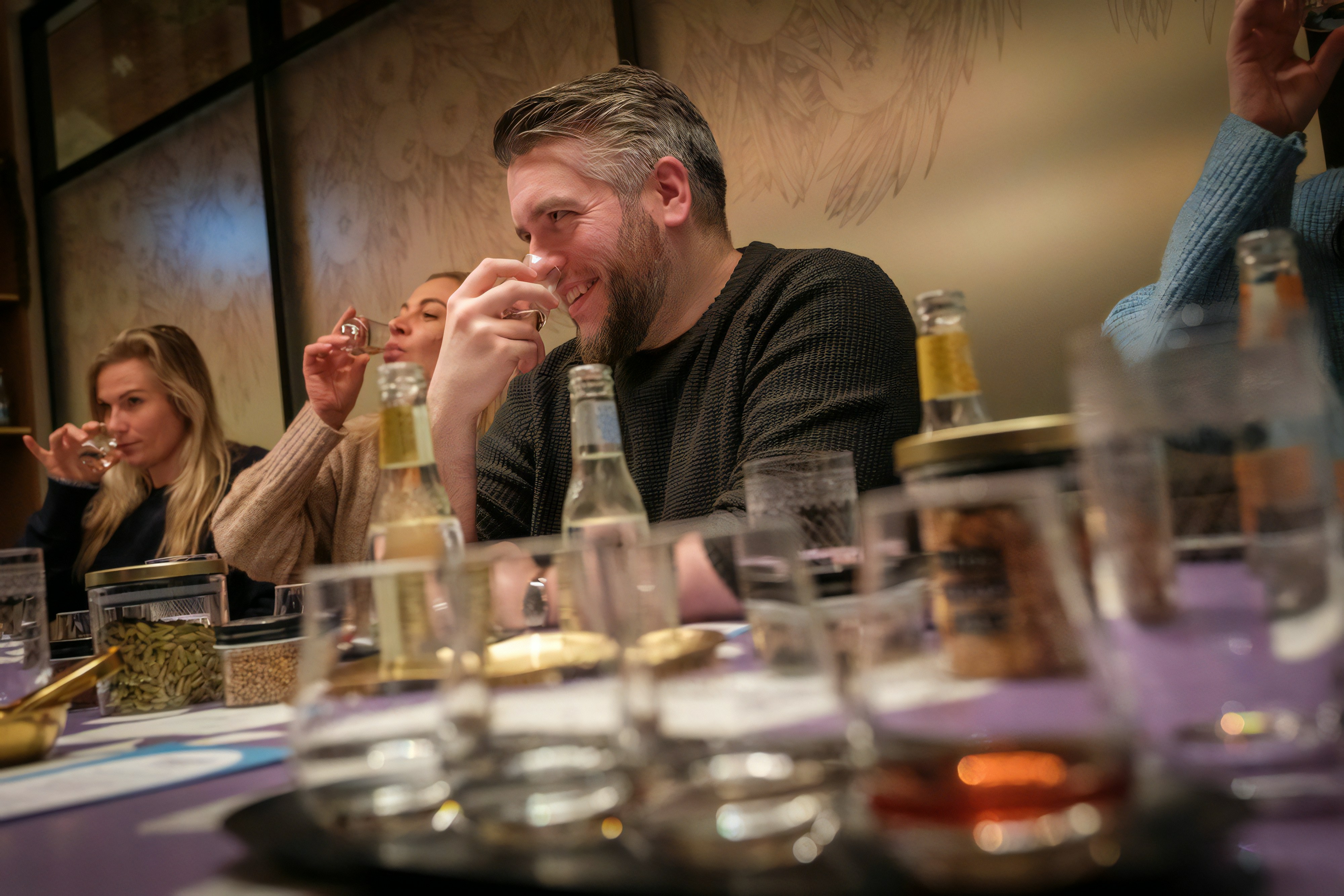 Tasting experience at edinburgh gin distillery