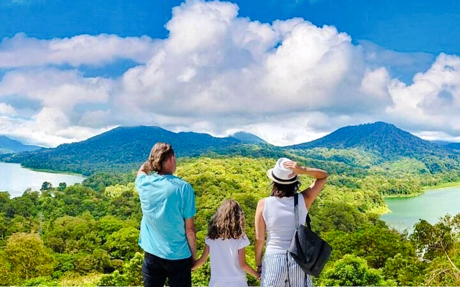 Bali: Twin lake jungle trekk, canoe with temple and waterfall tour