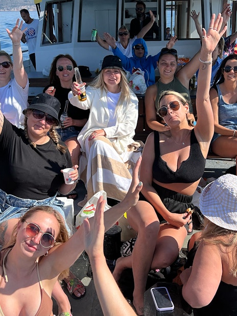 Group enjoying a boat cruise on the Blue Lagoon Šolta.