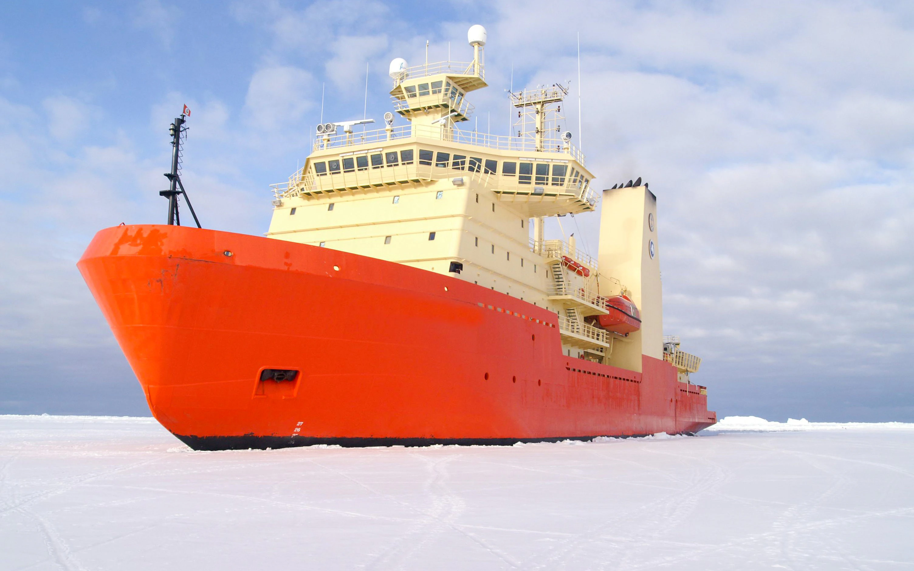 Image gallery item capturing the ship viewed from sea-ice level