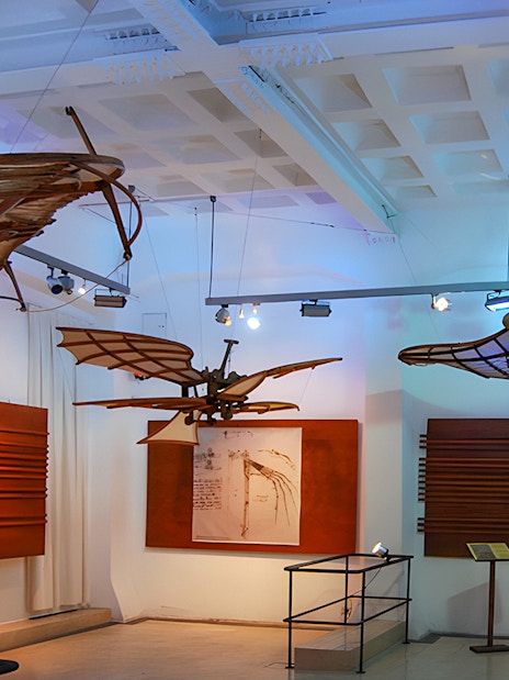 Flying machine models at Leonardo da Vinci Museum exhibit.