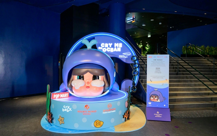 Interactive whale-themed display at Singapore Oceanarium entrance.