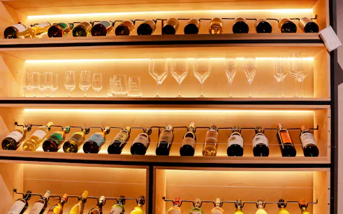tour de vinhos em lima com visita a vinícola e degustações de vinhos-1