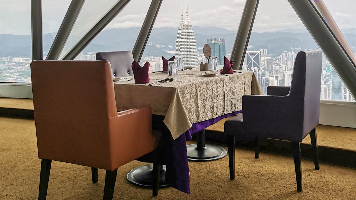 Atmosphere 360 Buffet
