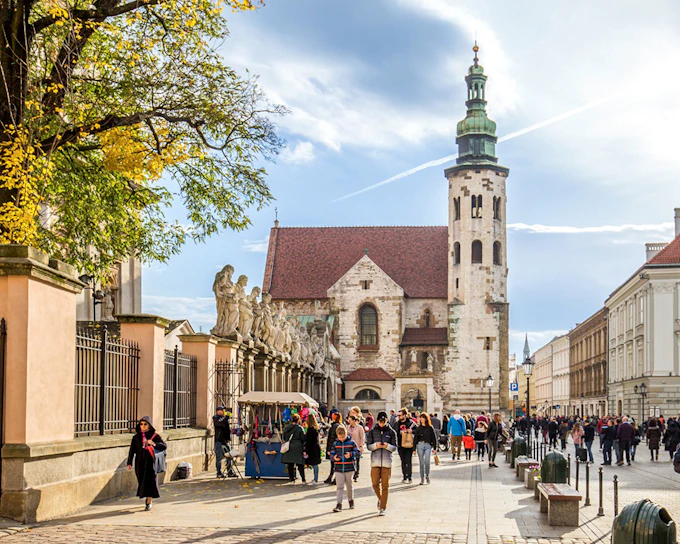 Krakow Old Town: St. Mary's Basilica and Rynek Underground Guided Tour