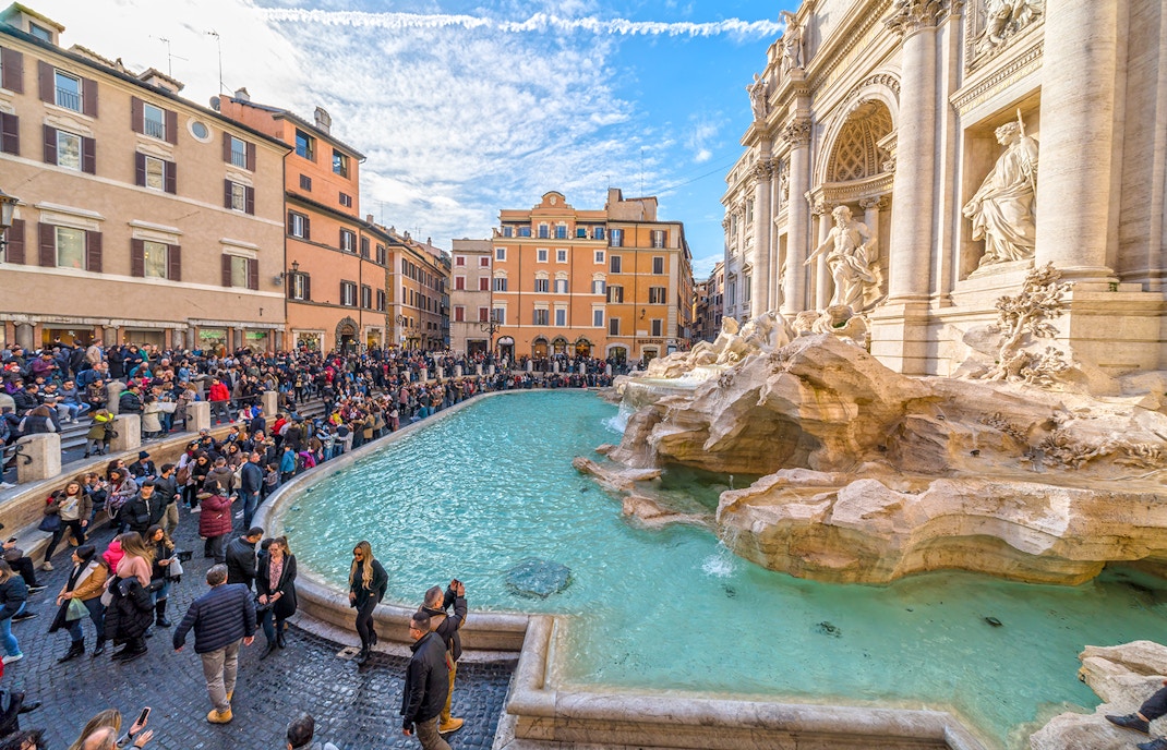 trevi fountain