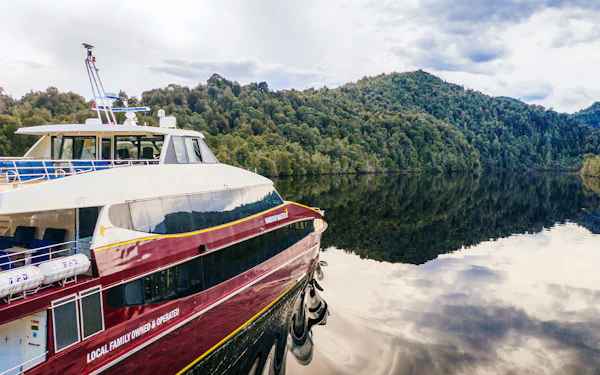 From Strahan: World Heritage Afternoon Cruise on Gordon River with Dinner