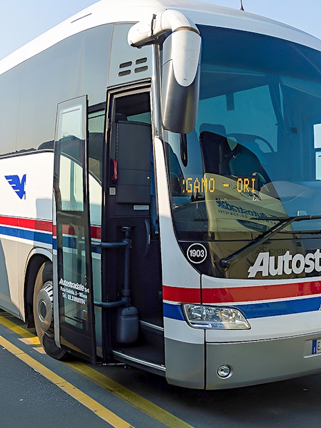 Bus for round-trip tickets from Malpensa Airport to Milan Central Station.