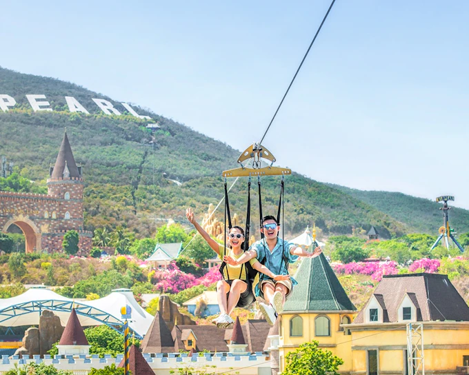 VinWonders Nha Trang Single Entry Tickets with Round-Trip Cable Car Ride