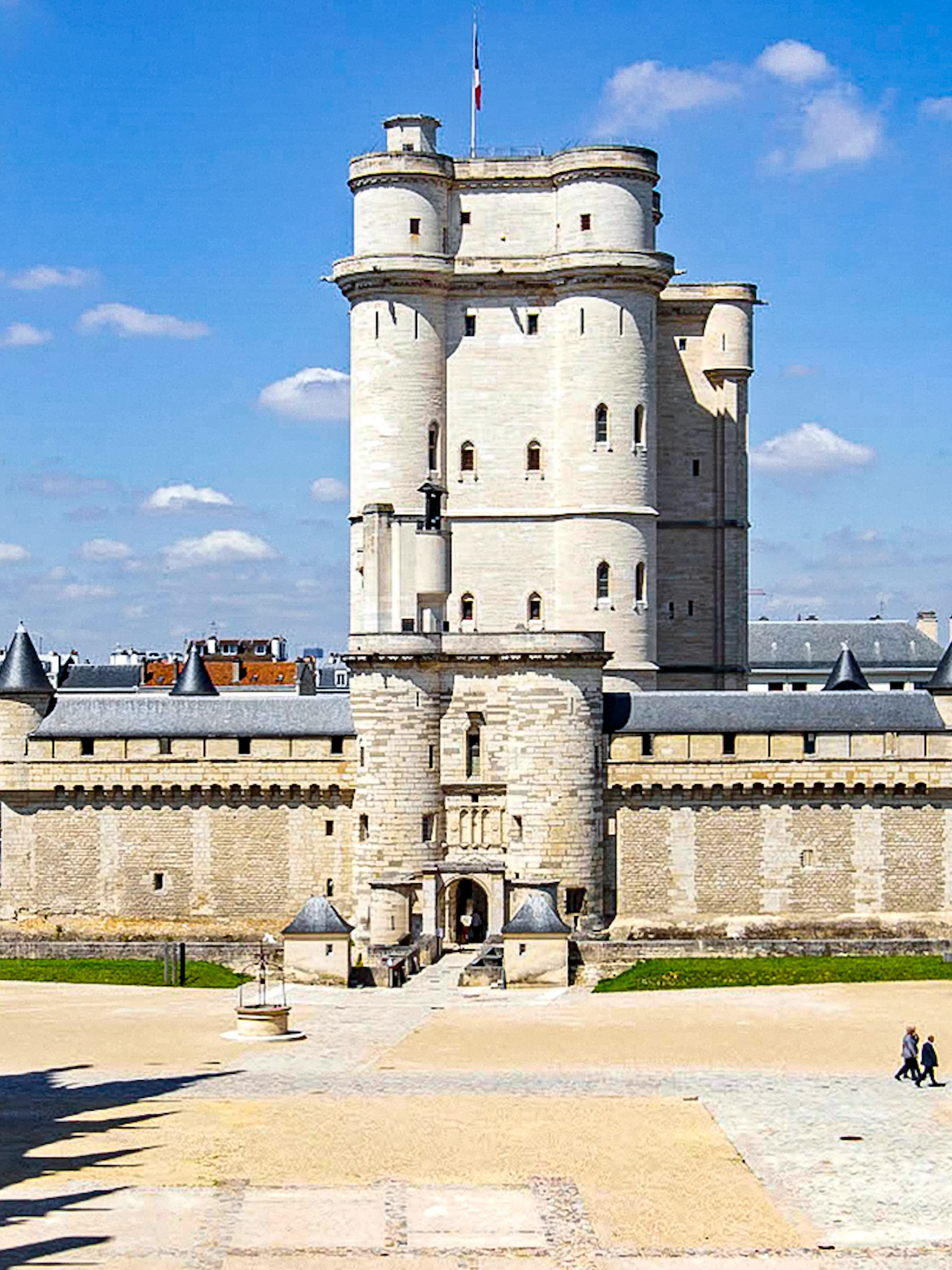 Château de Vincennes in Paris with its medieval towers and courtyard.