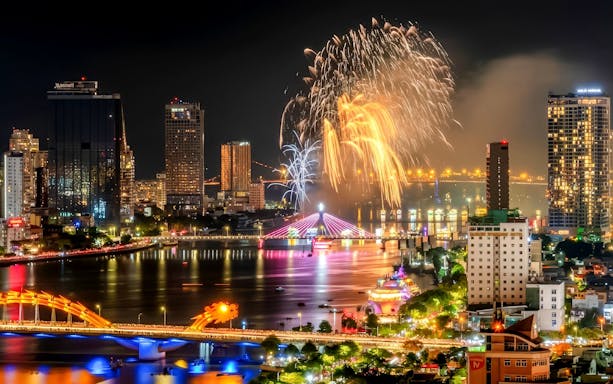 Fireworks over Da Nang skyline during the International Fireworks Festival 2026.