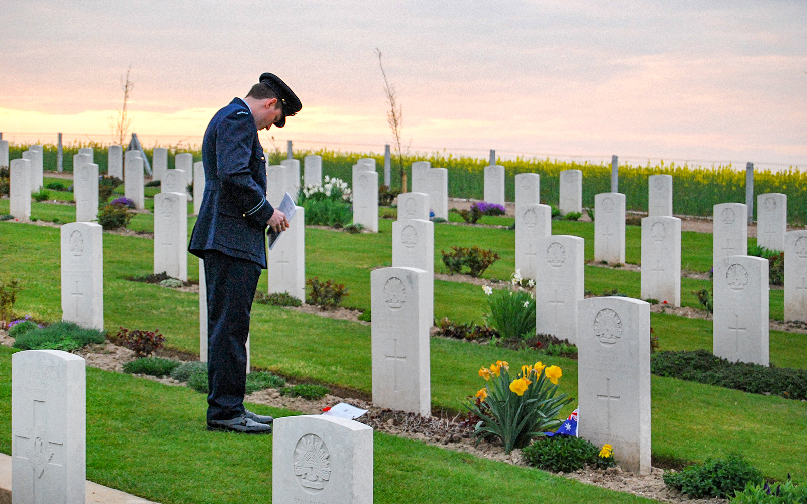 From Paris: Great War Somme Battlefields Semi-Private Full-Day Guided Tour