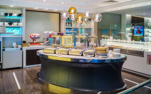 Buffet spread at Ambassador Transit Lounge Terminal 3, Changi Airport.