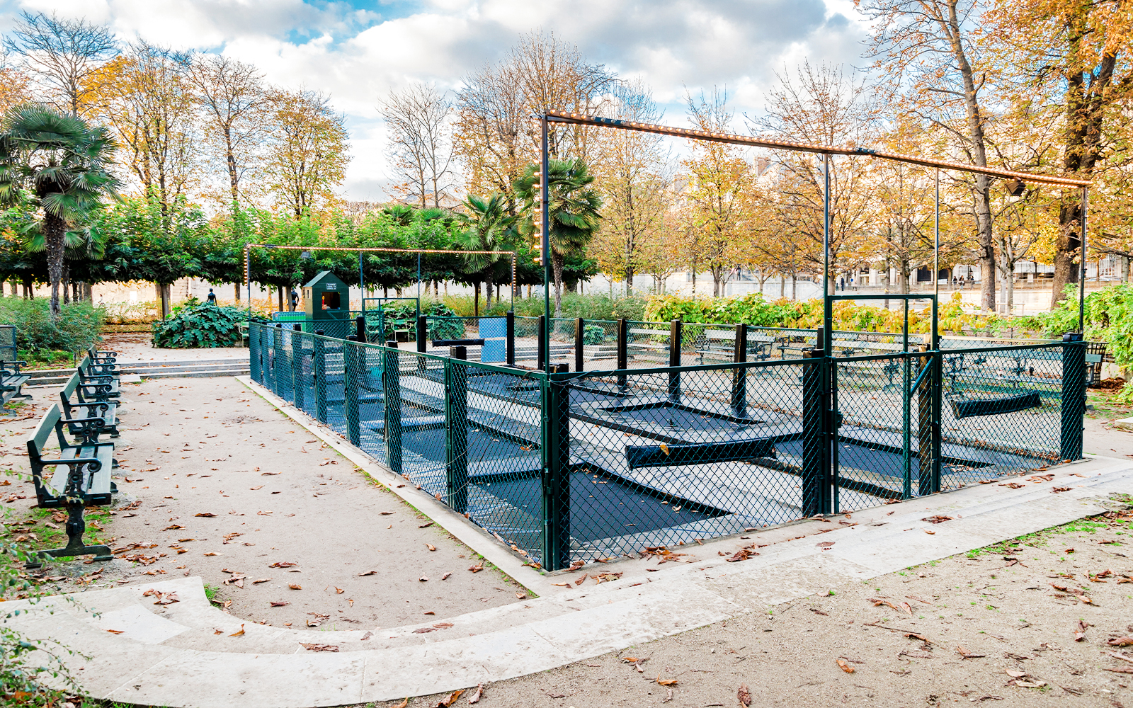 Tuileries garden Trampolines