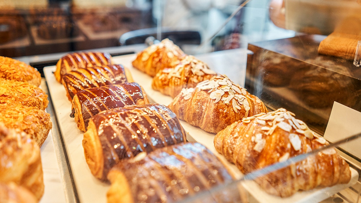 Cafe near HMS Belfast