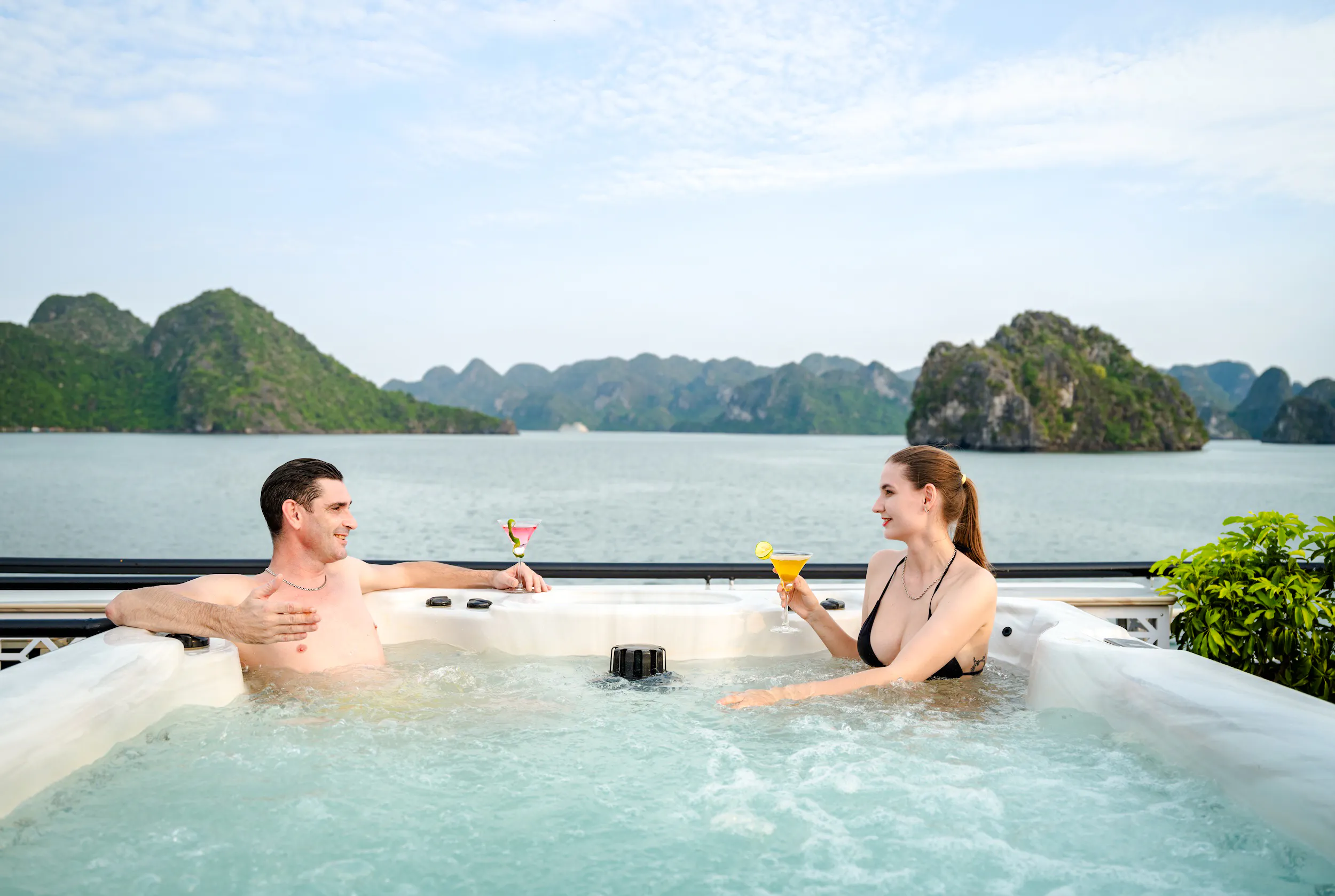 Cozy Bay Premium Cruise – Luxury 6-Hour Halong Bay Day Trip
