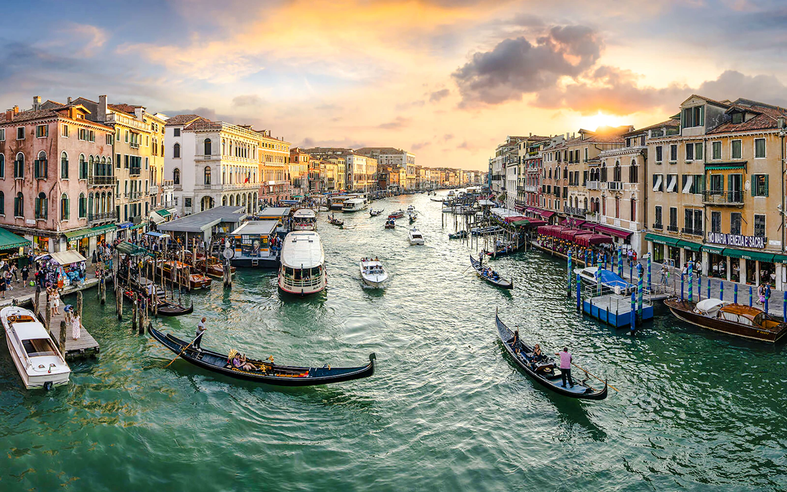 Venice Morning Walking Tour of San Marco and Castello with Gondola Ride Image 3