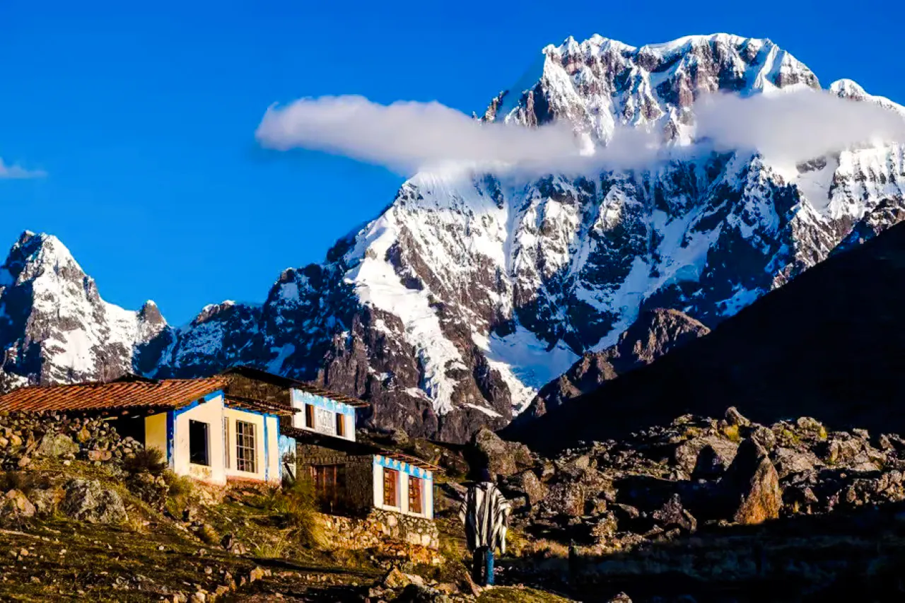Cusco: Sibinacocha Lake & 5-Day Ausangate Trek