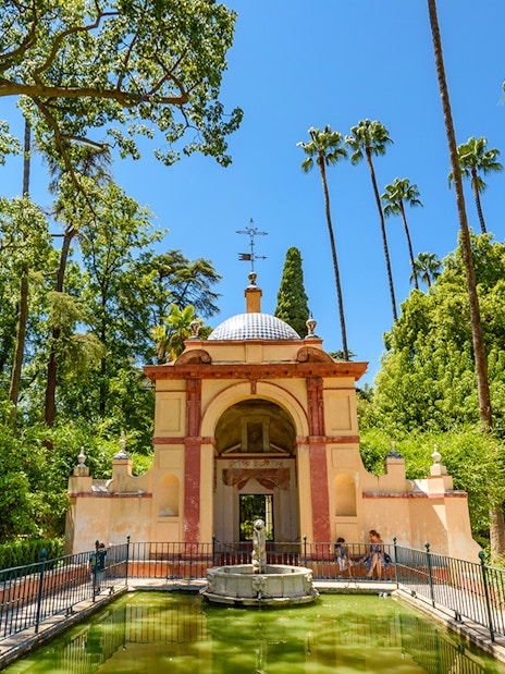Patio de las Doncellas garden with fountain and pavilion, Seville Alcazar.