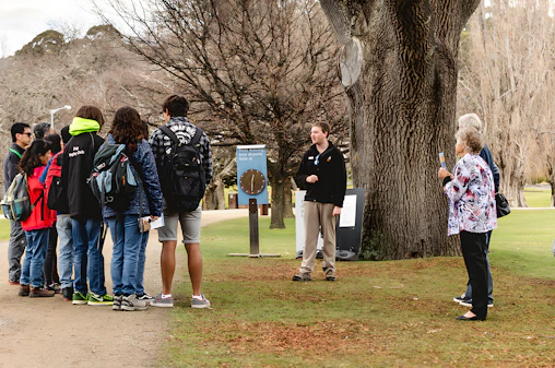 From Hobart: Port Arthur & Tasman Park Guided Tour with Harbor Cruise