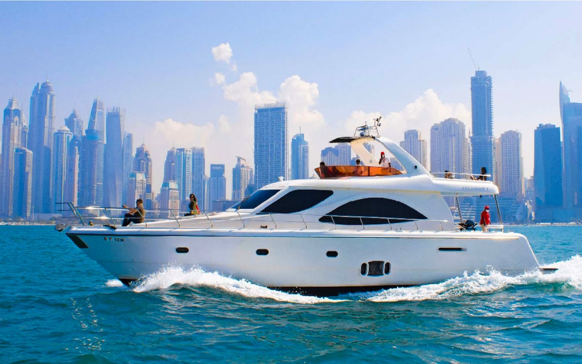 dubai marina shared yacht tour