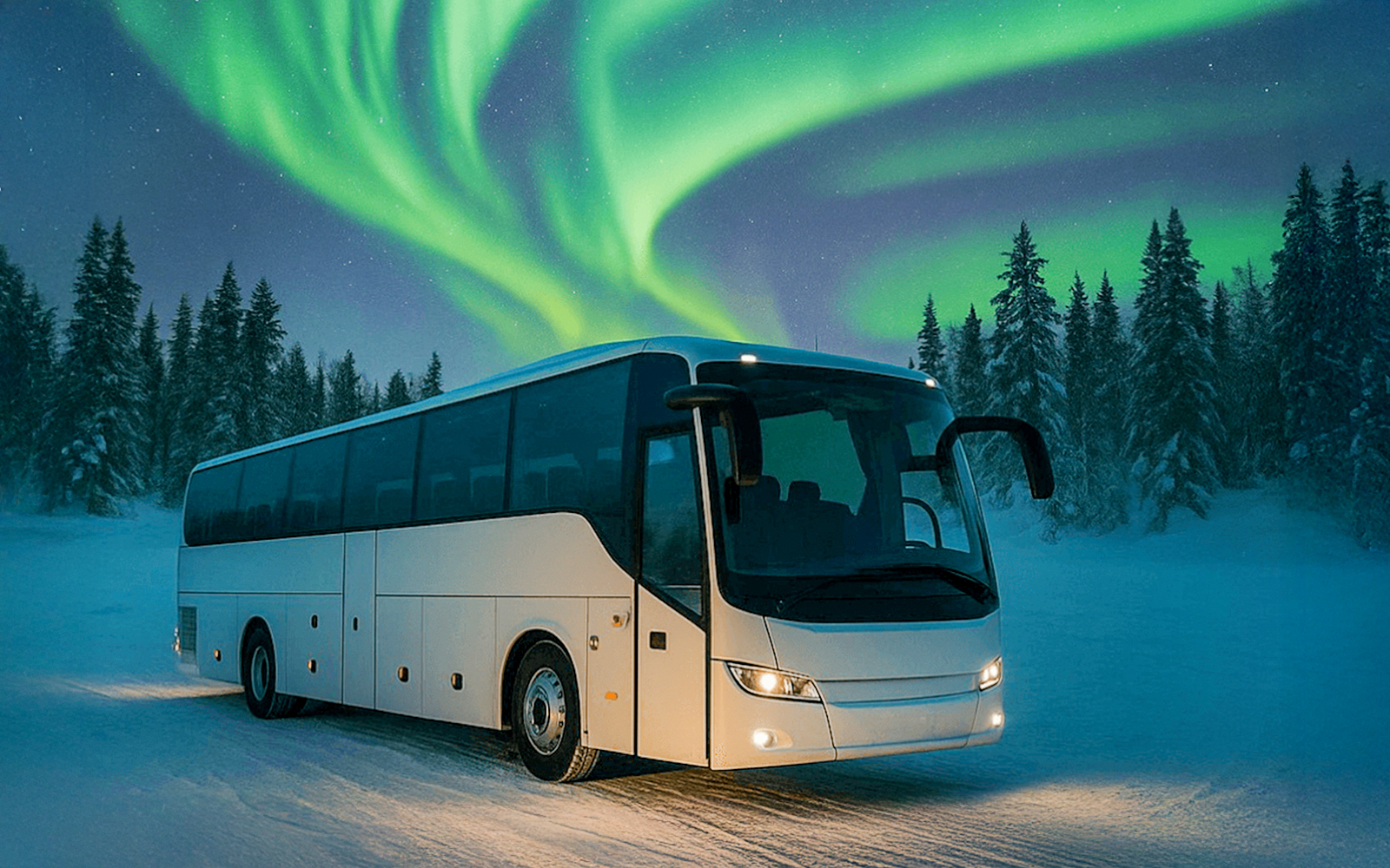 Heated coach under Northern Lights during Northern Lights Big Group Tour.