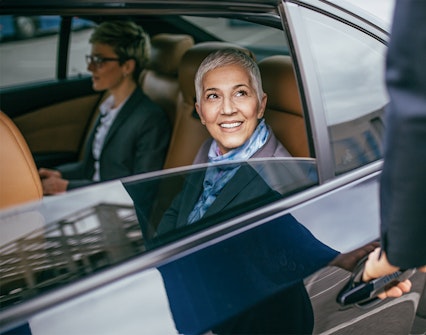 Passenger in car during private transfer from Mallorca Airport