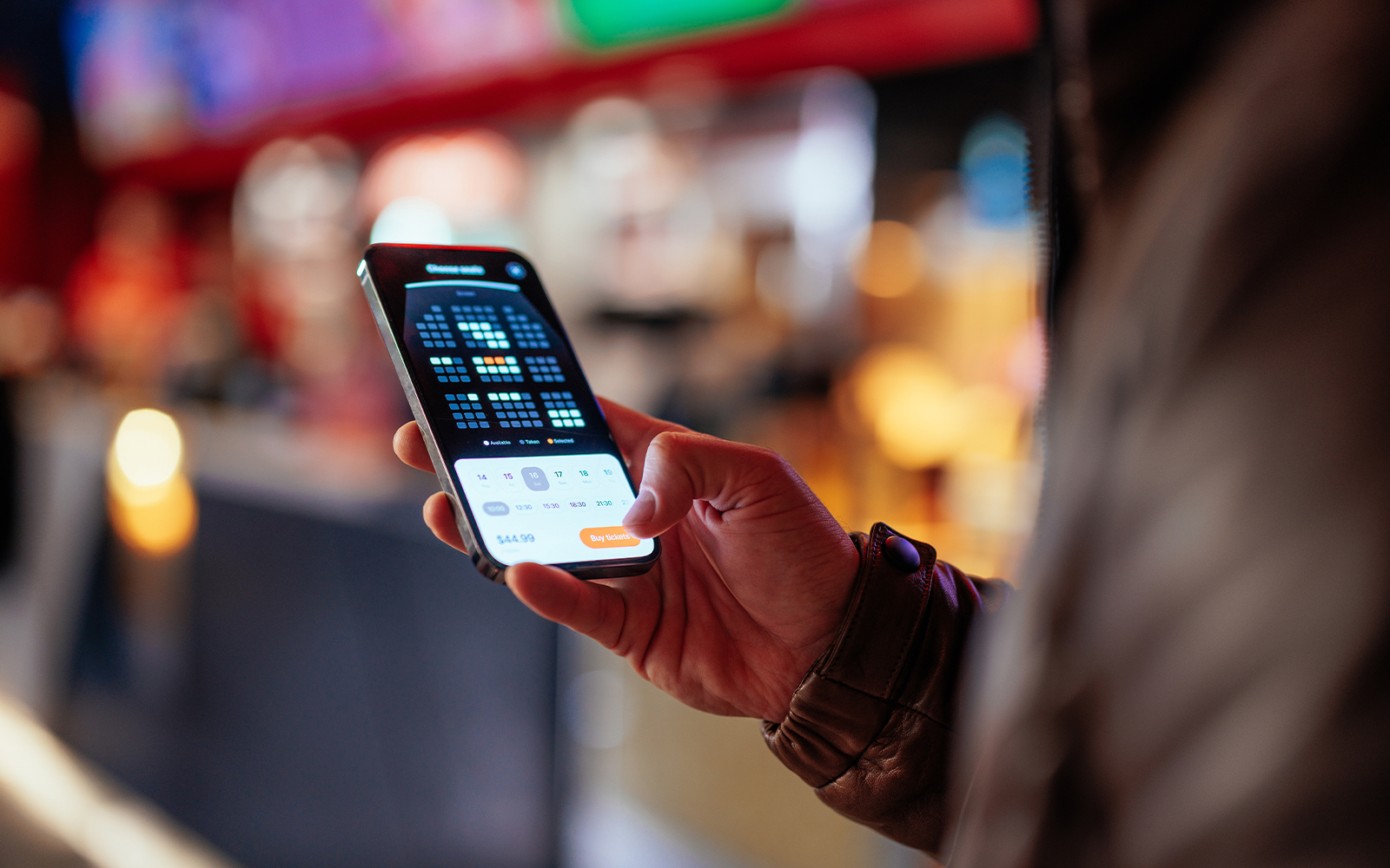 WhatsApp in Dubai- Headout app