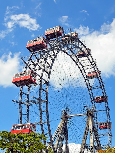 Vienna Giant Ferris Wheel against blue sky, part of Combo BBT tour.