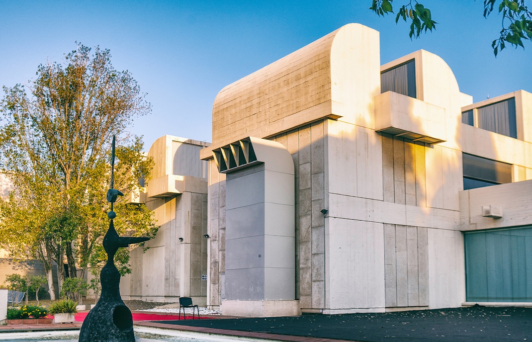 Joan Miró Foundation building exterior in Barcelona, showcasing modern architecture and art exhibits.