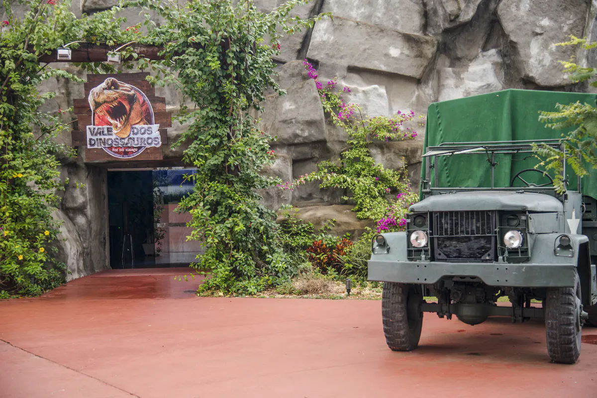 Entrance to Dino Valley with vintage military truck, Foz do Iguaçu.