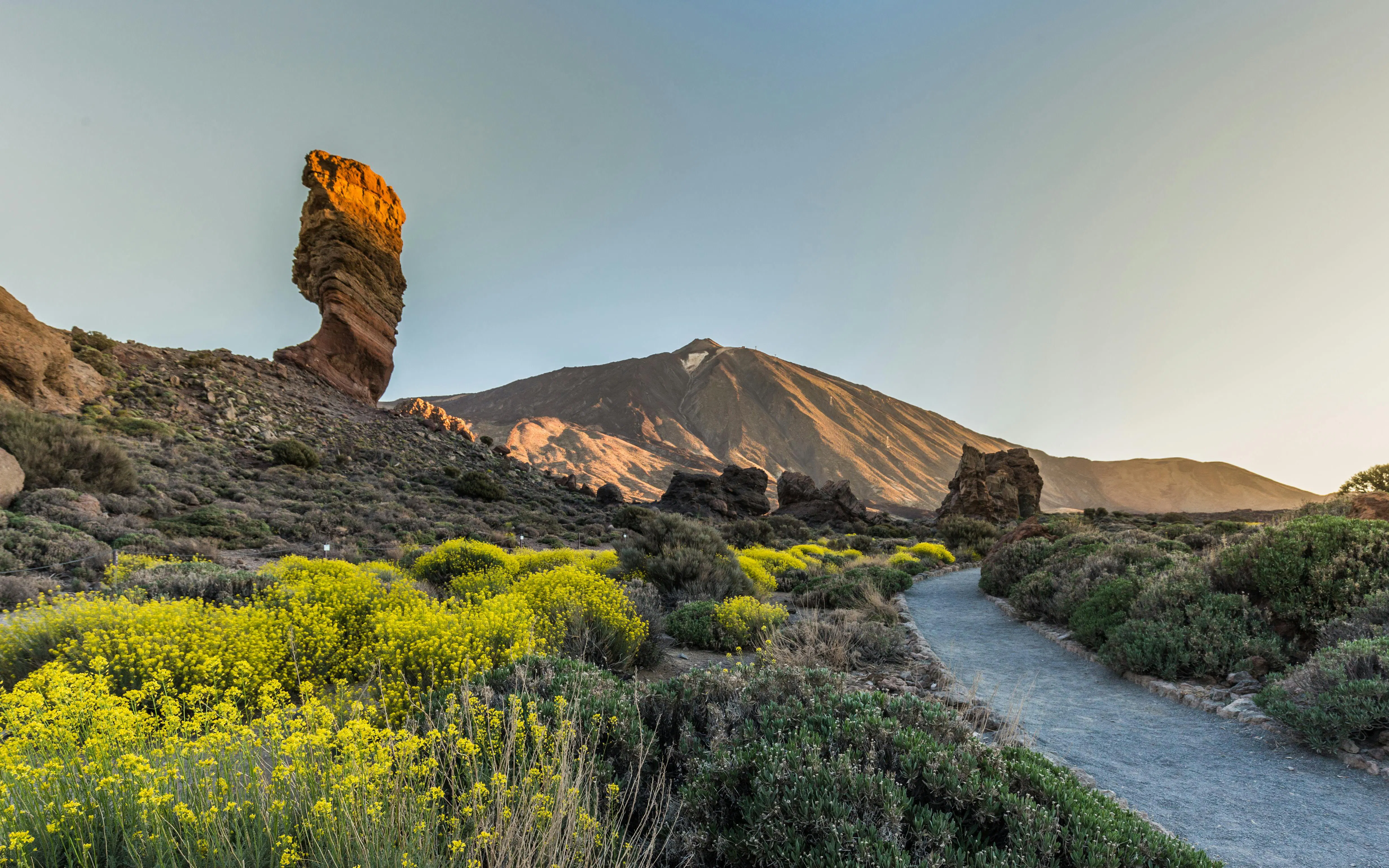 Roques de Garcia rock formation with Pico del Teide in background, Teide National Park, Tenerife.