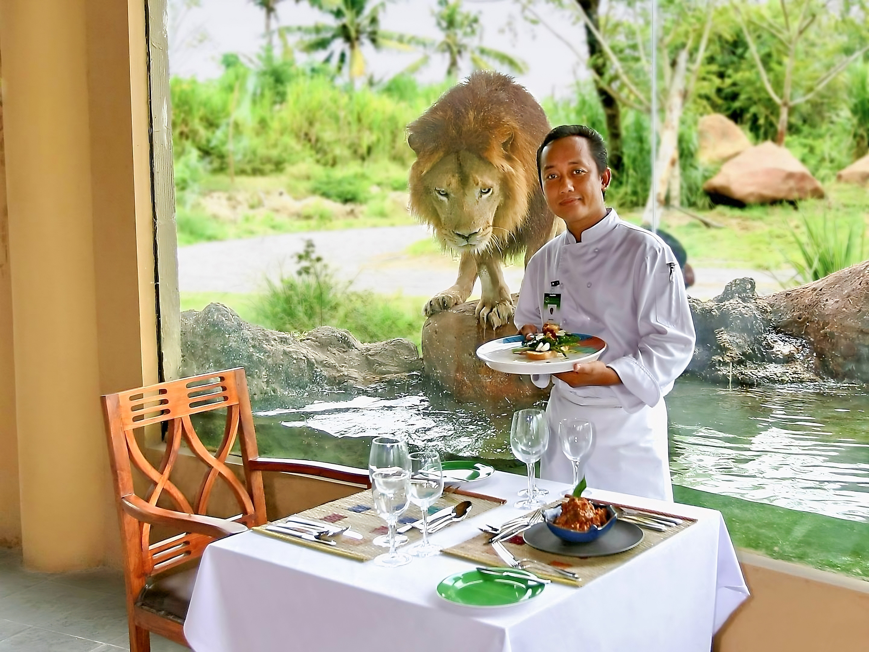 Tsavo Lion Restaurant