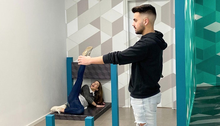 coppia su sedia di Beuchet