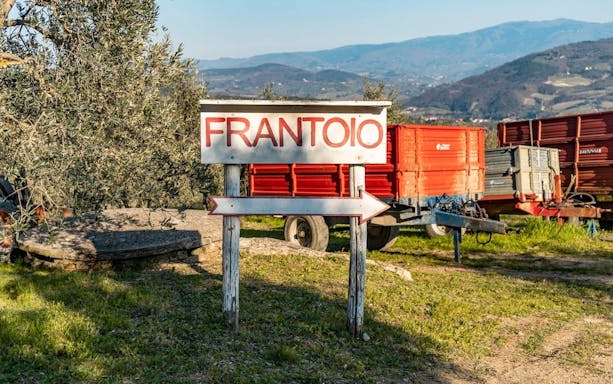 florence e-bike tour to tuscan village with olive oil tasting and scenic hills-2