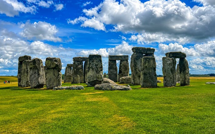 london: castle combe, bath, and stonehenge small-group day trip-1