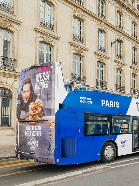 Tootbus in front of the Musée d'Orsay, Paris.