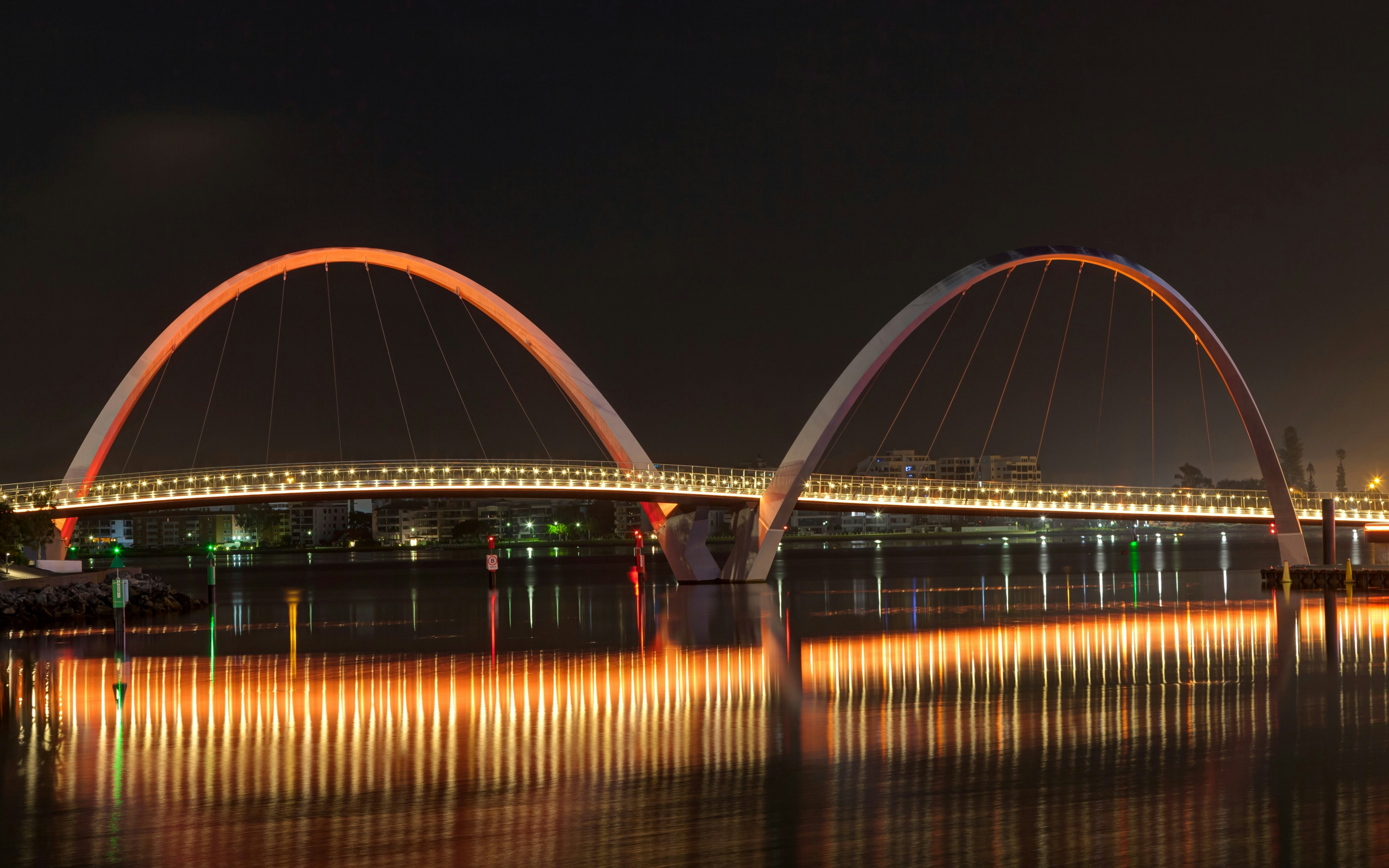 Elizabeth Quay Bridge in Perth at night