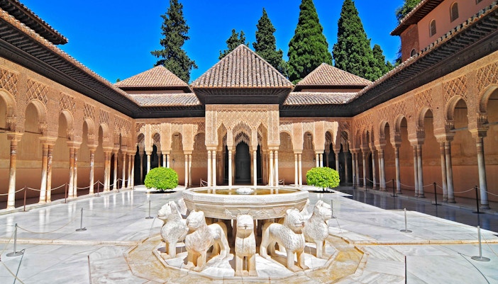 Inside Alhambra - Palace of the Lions