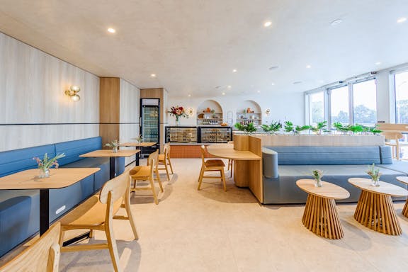plaza premium lounge access at sydney international airport: t2, international arrivals-6