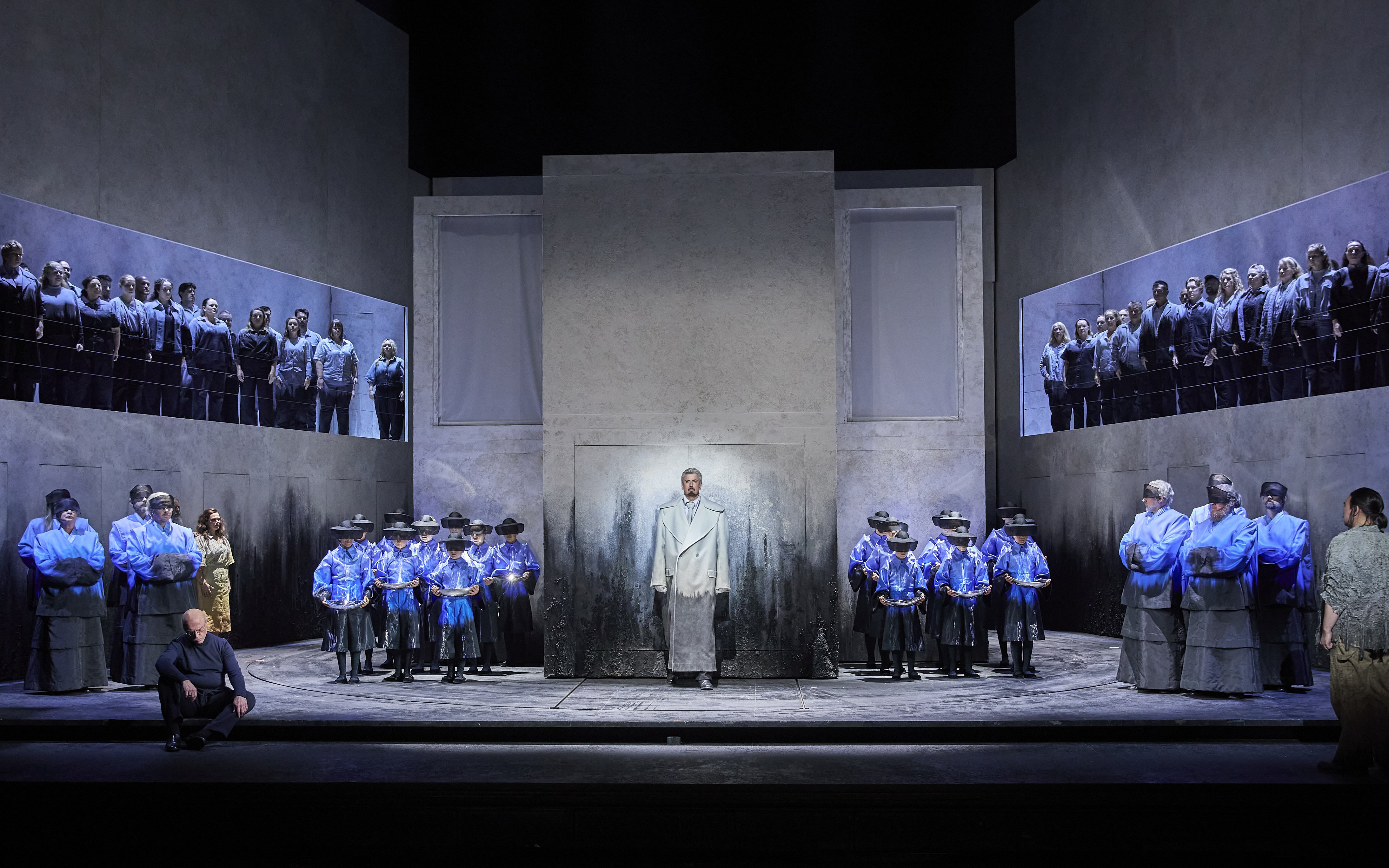 Stage performance of Turandot in Sydney with cast in elaborate costumes.