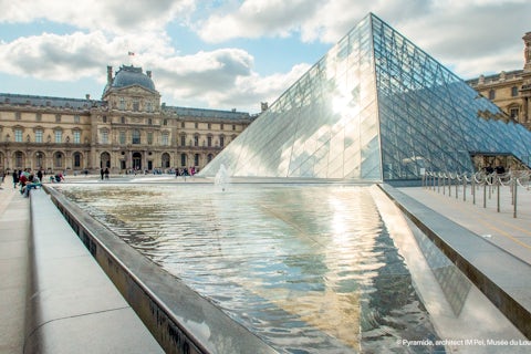 Louvre Museum Reserved Access With Assisted Entry