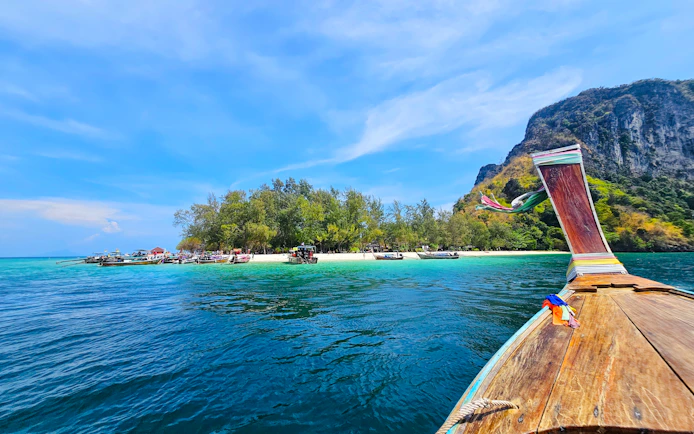 From Railay: Private Longtail Boat Island-Hopping Tour