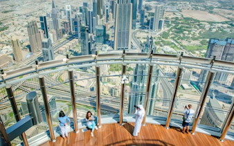 tickets für burj khalifa at the top: level 124 & 125 mit essen auf der dachterrasse im the burj club-2