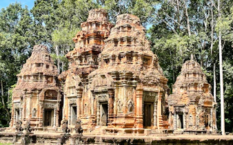 angkor temples small-group guided tour with french-speaking guide-1