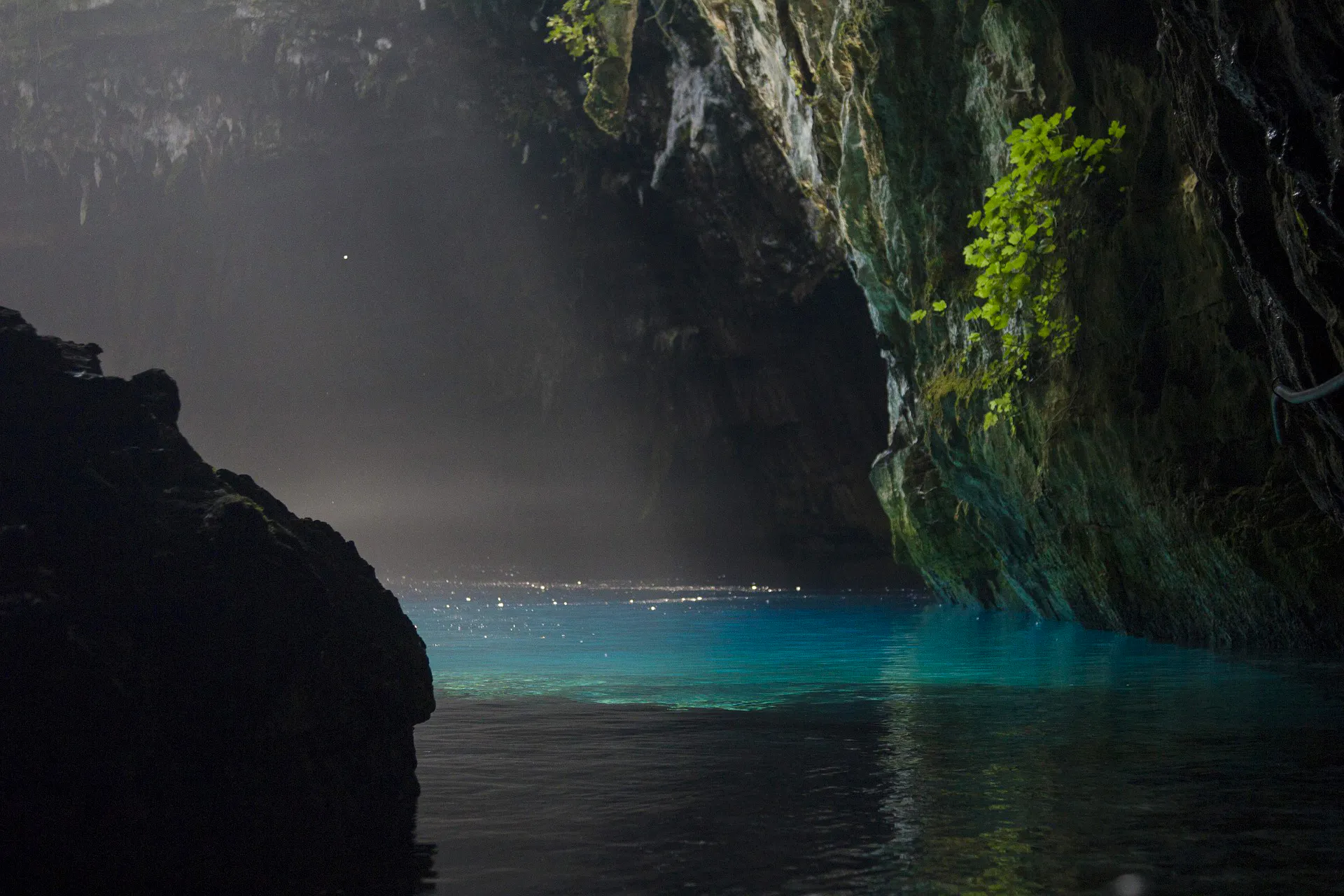kefalonia highlights day tour: melissani lake, drogarati cave, robola winery & myrtos beach viewpoint-1