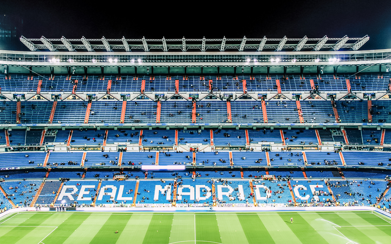 Santiago Bernabeu Stadium seating map showing sections and layout.