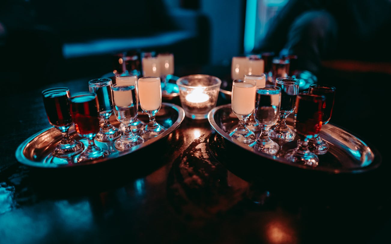 krakow tipsy bar tour with 1-hour open bar & karaoke (thu-fr-5