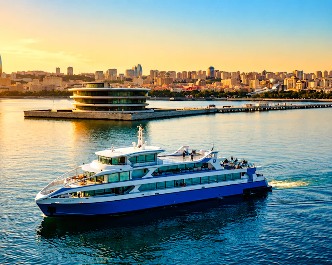 Baku: Caspian Sea Sightseeing Cruise with Hotel Transfers