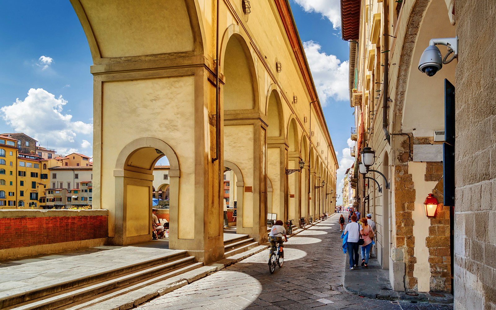 Vasari Corridor view with Uffizi Gallery entrance in Florence, Italy.